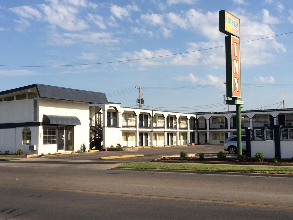 Hutchinson Inn Exterior photo